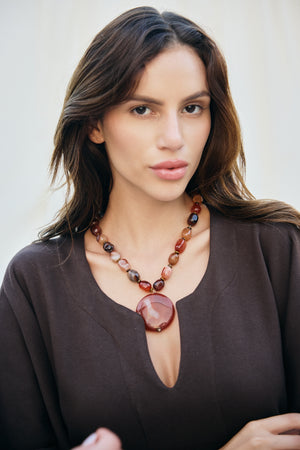 Agate Alba Necklace